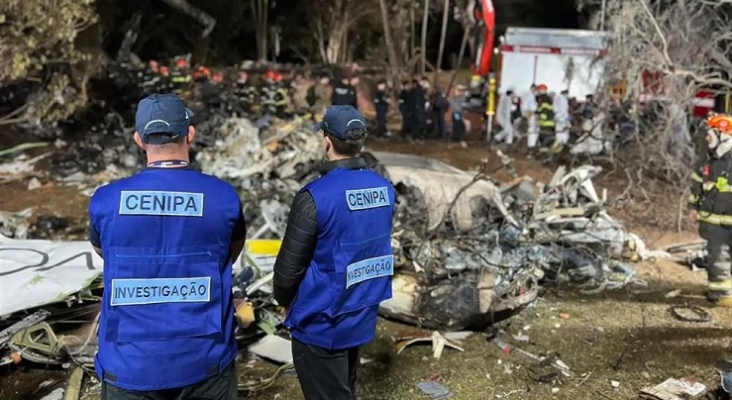 Equipos en la zona del accidente en Brasil Foto CENIPA