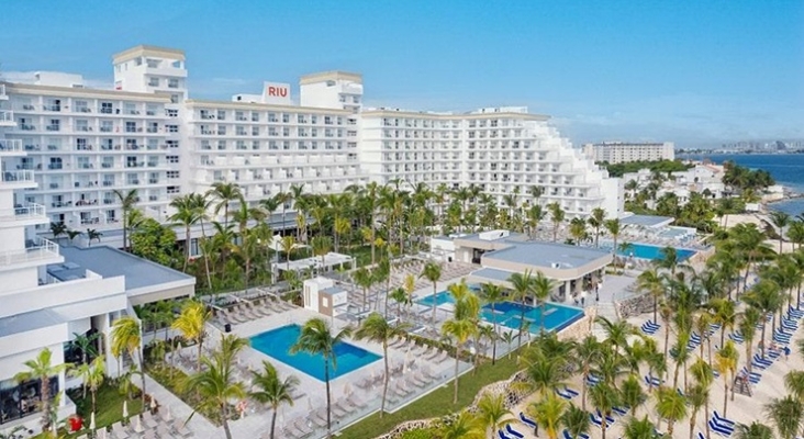 RIU Hotels construye un nuevo hotel sobre las ruinas del antiguo El Pueblito en Cancún | En la imagen, el hotel Riu Caribe en Cancún