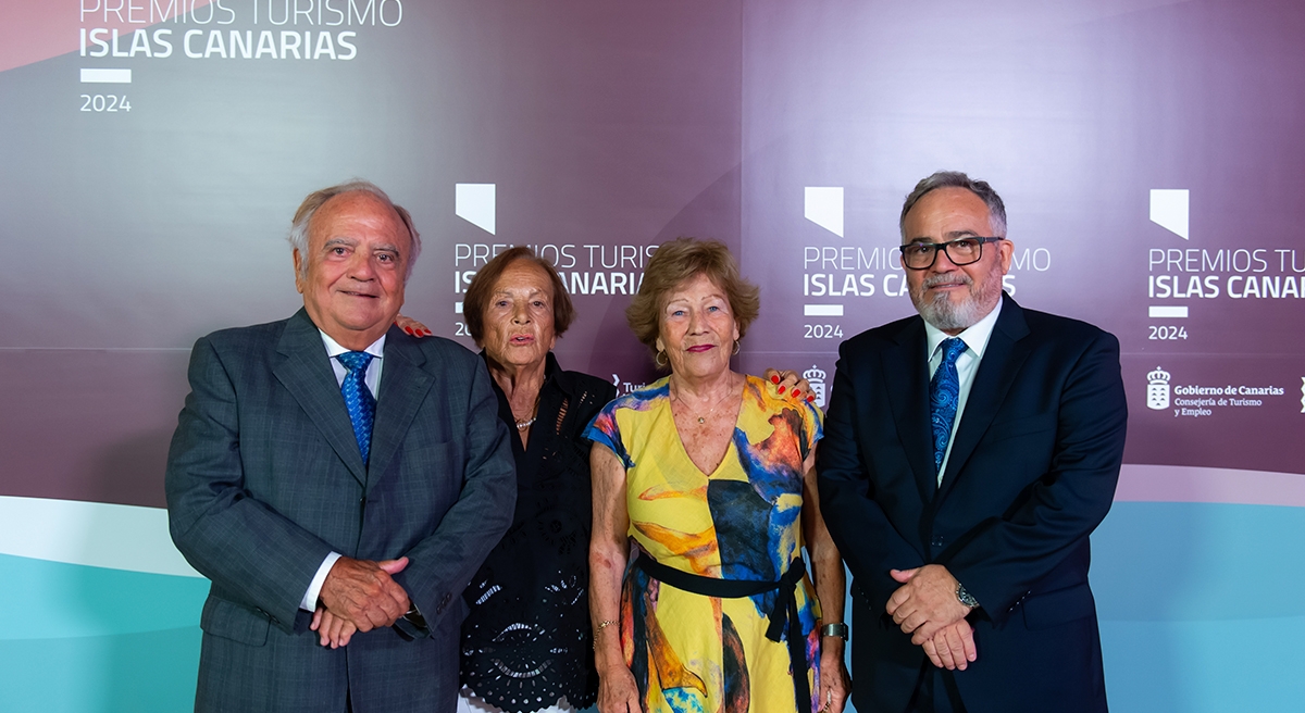 José Luis Moll, Nora Morales, Isabela Mendoza e Ignacio Moll