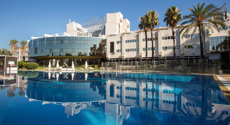 Hotel Silken Al Andalus Palace, uno de los activos en venta