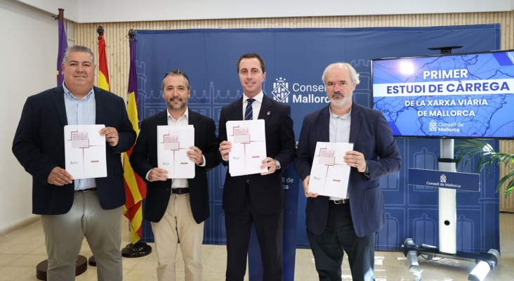 Mallorca sigue a Formentera e Ibiza y limitará la entrada de vehículos en la isla