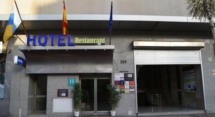 Fachada del hotel Avenida de Canarias