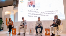 Paula León, Ignacio Aldea, Roberto Bernabé  y Alberto Bernabé, Senior Advisor de PwC