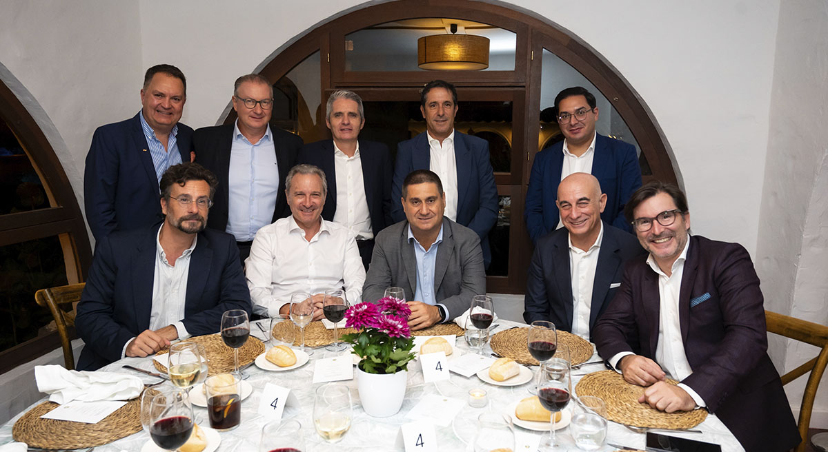 Claes Pellvik, Markus Weiland, Fernando Arencibia, Javier Seguí, Ömer Karaca, Nicolás Villalobos, Manuel Gruñeiro, Pablo Guillén, Eduardo Zamorano y Fernando Ramiro