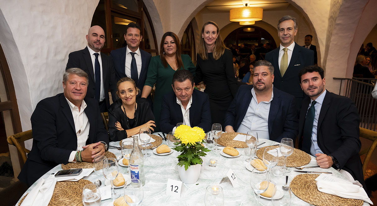 Christian Arroyo, Eva Canitrot, Miguel Ángel Marrero, Francisco Castellano, Antonio de la Torre, Juan Francisco Hernández, Octavio Urquía, Patricia Hernández, Elena Vejaga y Juan Luis Mauri