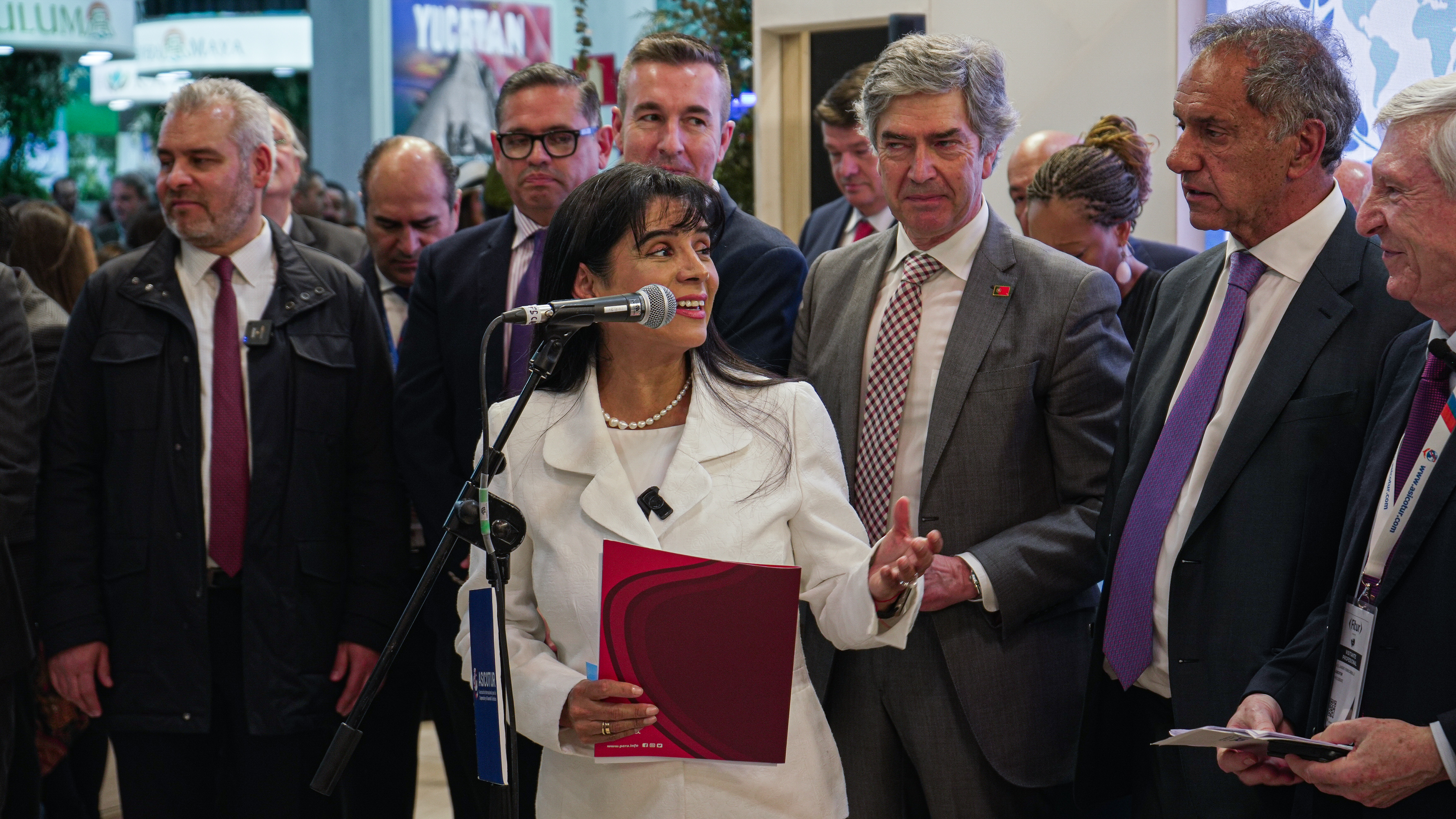 Úrsula Desilú León, ministra de Comercio y Turismo de Perú