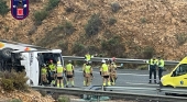 Imágenes del vehículo volcado Foto Bomberos de Murcia