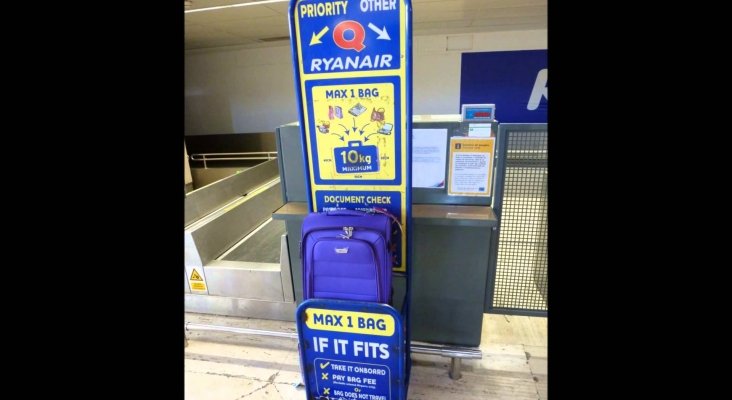 Ryanair recula y permite equipaje de mano de 10kg