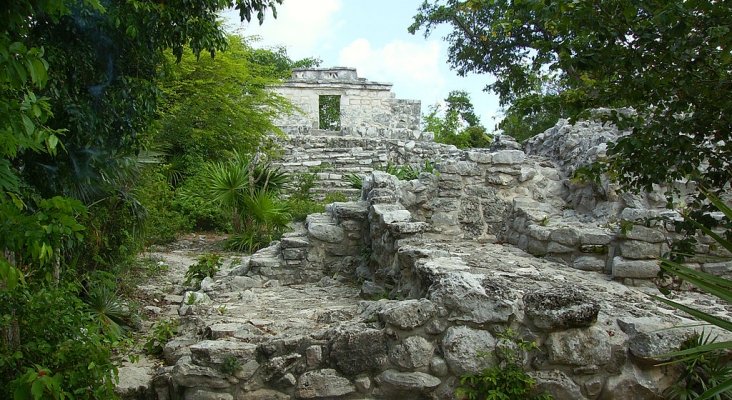 Barceló y los 25º años del parque temático Xcaret, en México