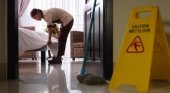 Baleares asigna una segunda línea de ayudas para la instalación de camas elevables en hoteles | Foto: INSST