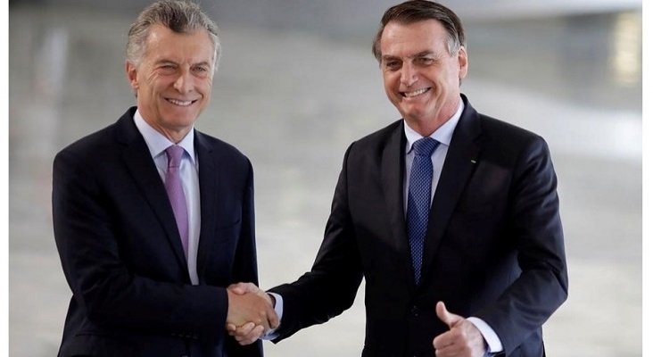 Argentina y Brasil trabajan en lanzar una moneda común | Foto: Mauricio Macri, presidente de Argentina (Izq.), y su homólogo brasileño, Jair Bolsonaro-telefenoticias.com.ar