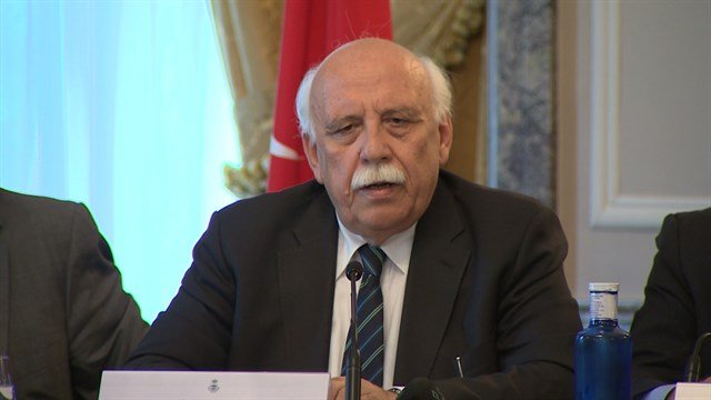  Ministro de Cultura y Turismo de Turquía, Nabi Avci