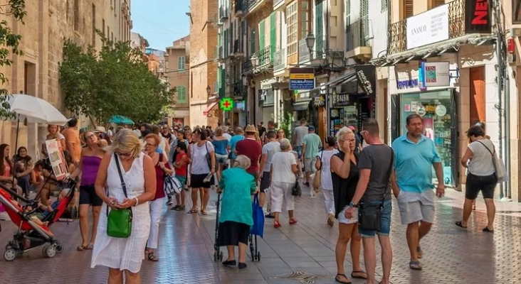 Transeúntes en Palma, Mallorca