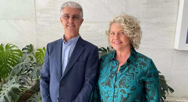 El nuevo presidente de la patronal extrahotelera, Fernando Estany, junto a su nueva vicepresidenta, Dunia Santana | Foto: AEAT