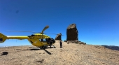 Helicóptero medicalizado del Servicio de Urgencias Canario (SUC) en la base del Roque Nublo | Foto: 1-1-2 Canarias