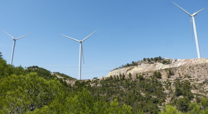 Aerogeneradores en entorno natural